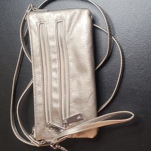 🤍 SAFE KEEPER PEWTER VEGAN LEATHER CROSSBODY/ WRISTLET WALLET. NEW W/O TAGS